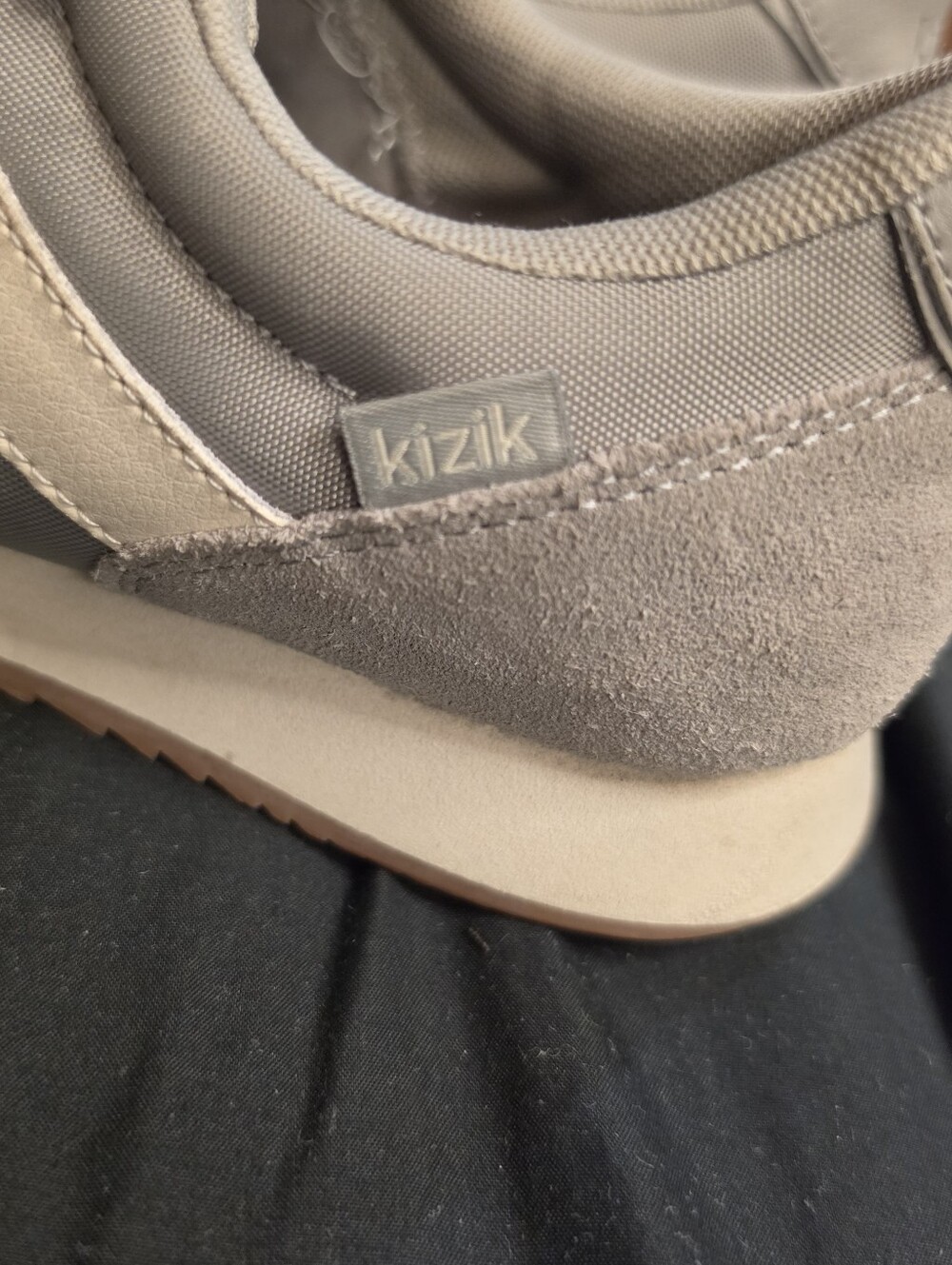 Womens Casual Runner Shoes in Gray and Cream - Picture 3 of 4